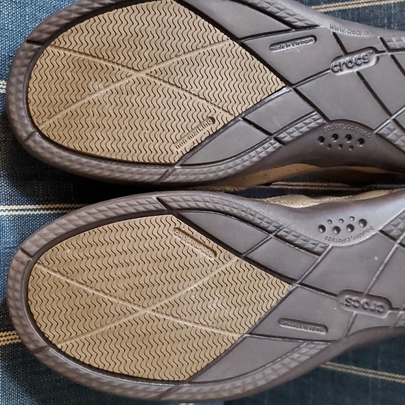 Crocs Walu Shoes Men's Size 11 Khaki Tan Brown Canvas Loafer Slip On - Picture 6 of 9